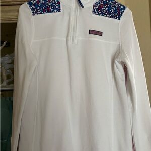 Vineyard Vines White Pullover with Star Pattern